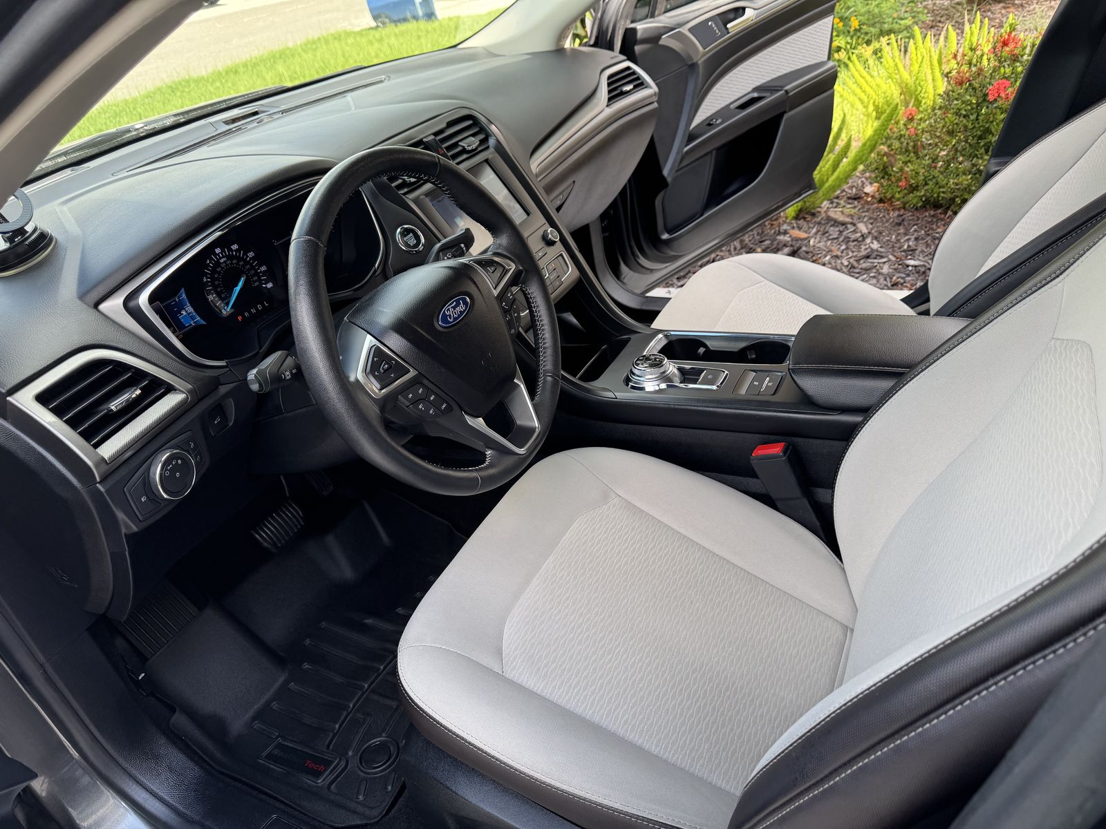 Ford Fusion interior after detail